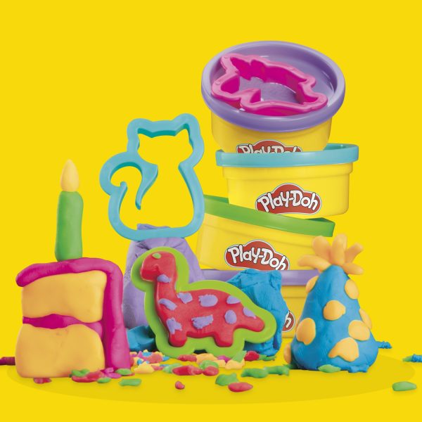 Play-Doh Party Favor Pack, Bulk 24 Pack of Modeling Compound with Cutters, Classroom Supplies for Arts & Crafts, Back to School Gifts & Prize Toys for Kids, Ages 3+ (Amazon Exclusive)